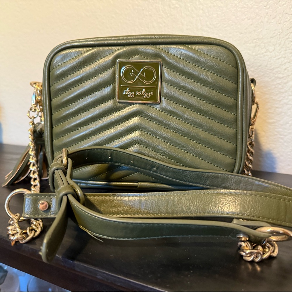 Chelsea and Cole deboer itzy ritzy bag collab